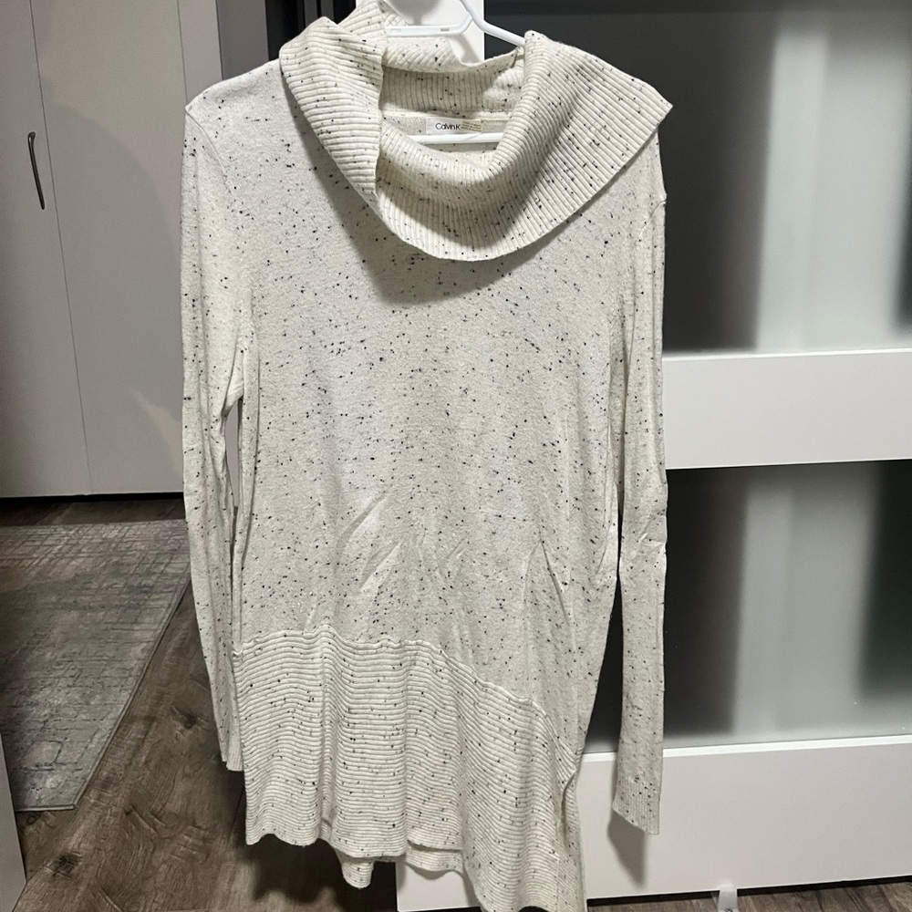 Calvin Klein Sweater
